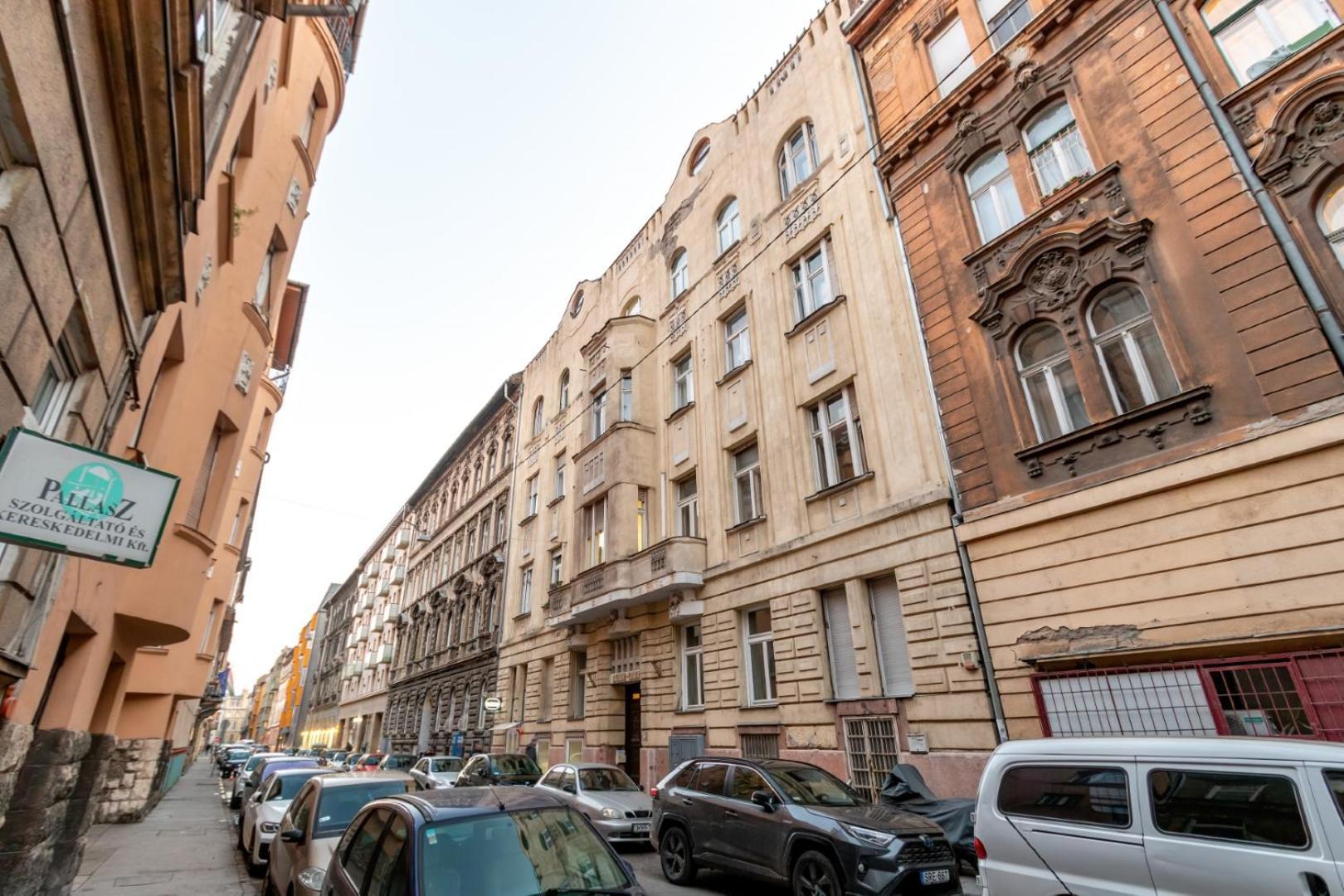 Mega Deal - Elegance - No Deposit Needed Budapest Esterno foto